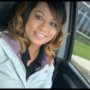 Meet your Posher, Anh